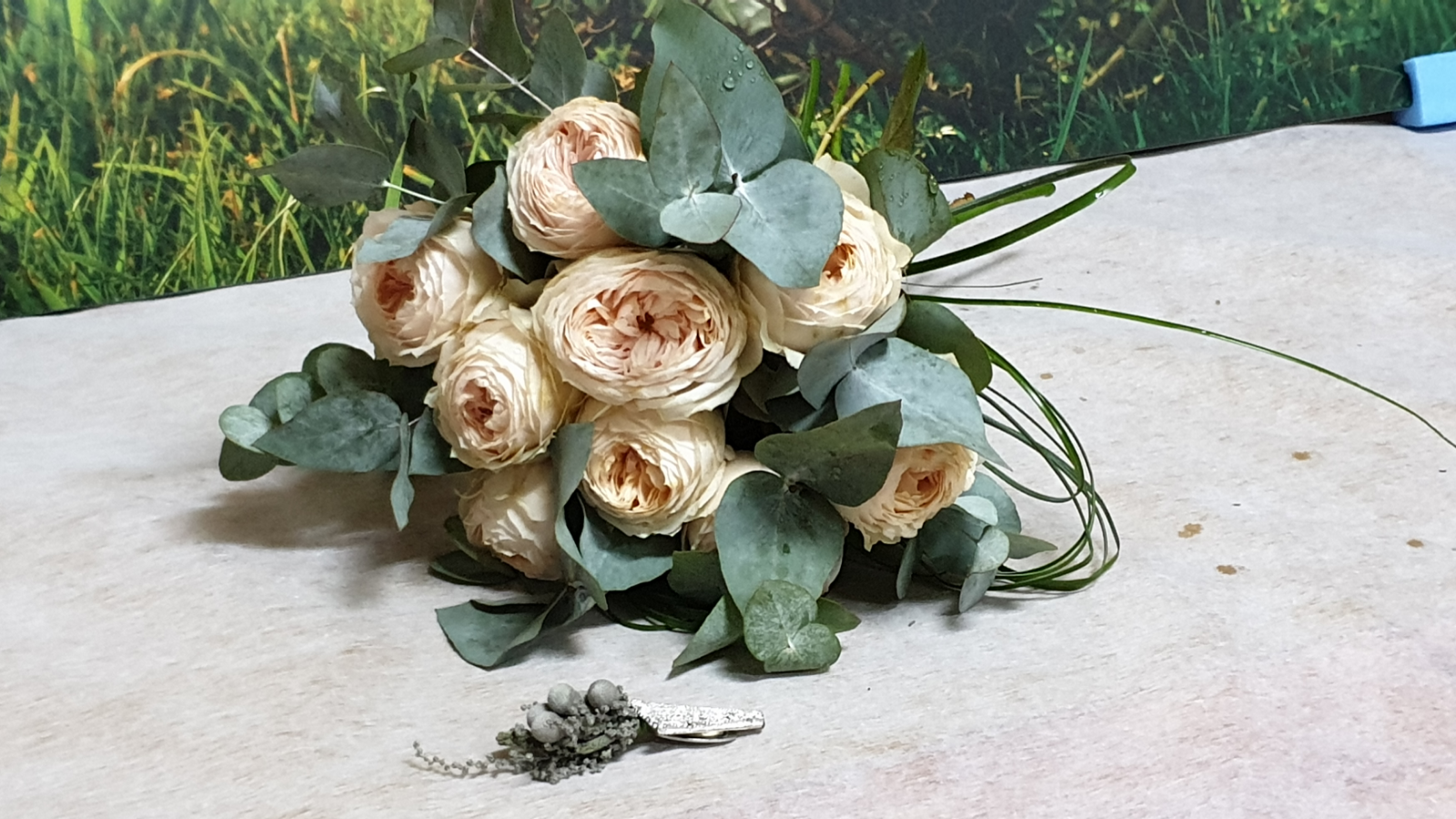 LE ADORNAMOS SU IGLESIA, HOTEL, ETC.
FLORES PARA IGLESIA, BAUTIZOS, BODAS, COMUNIONES, ALQUILAMOS ALFOMBRA ARCOS,
PRECIOS ESPECIALES PARA GRUPOS COMUNIONES, AYUNTAMIENTOS, COFRADÍAS, ASOCIACIONES, ETC. , 
LLAMENOS Y LES PRESUPUESTAMOS SUS EVENTOS.