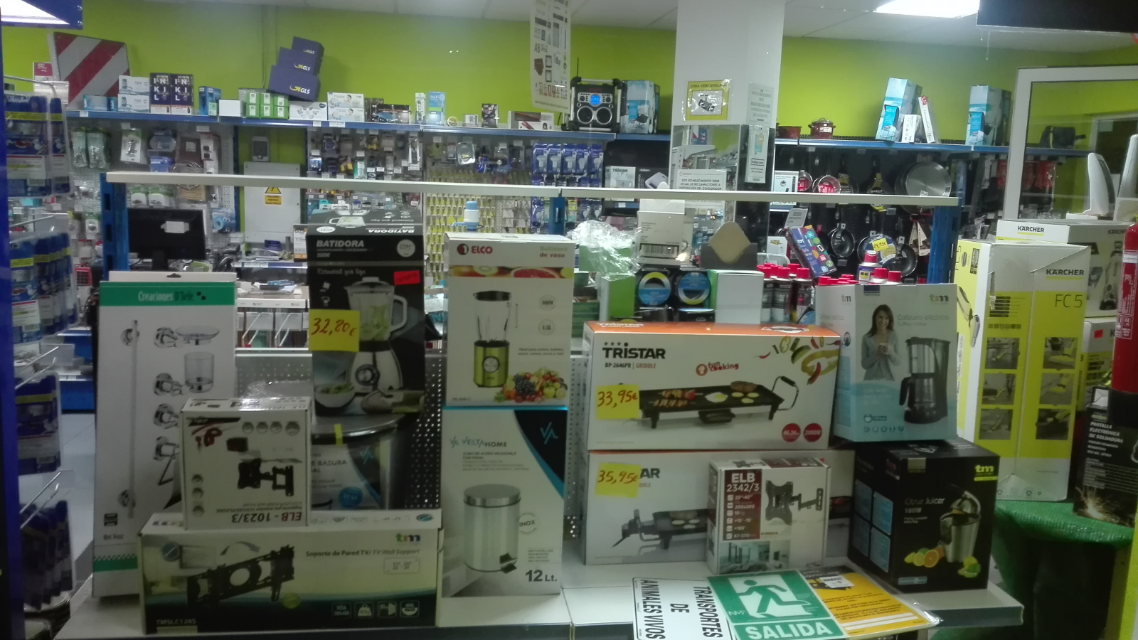 PEQUEÑO ELECTRODOMÉSTICOS,  LAMPARAS DE LED ETC.