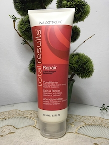 MATRIX TOTAL RESULTS ACONDICIONADOR REPAIR 250 ML.