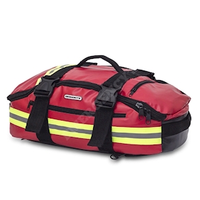 Mochila trapezoidal impermeabilizada. Color roja