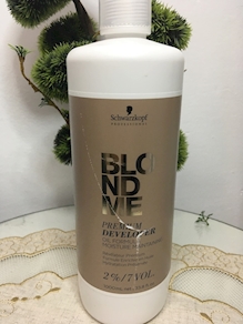 SCHWARZKOPF BLONDME  PREMIUM DEVELOPER 2% A 7 VOL. DE 1000 ML.
